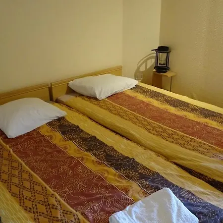 Apartmán Gite Les Corbieres 6 Personnes Avec Piscine