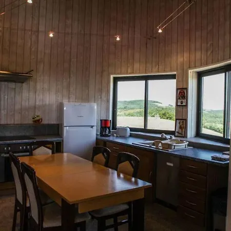 Gite Les Corbieres 6 Personnes Avec Piscine Apartmán *